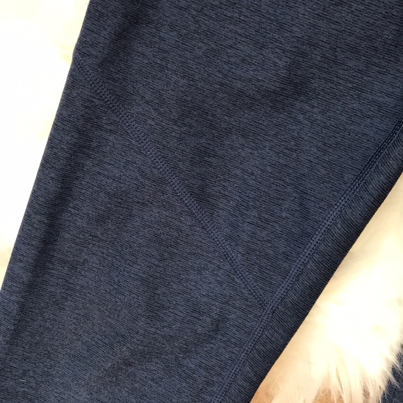 Outdoor voices navy blue cropped workout leggings - Picture 8 of 10
